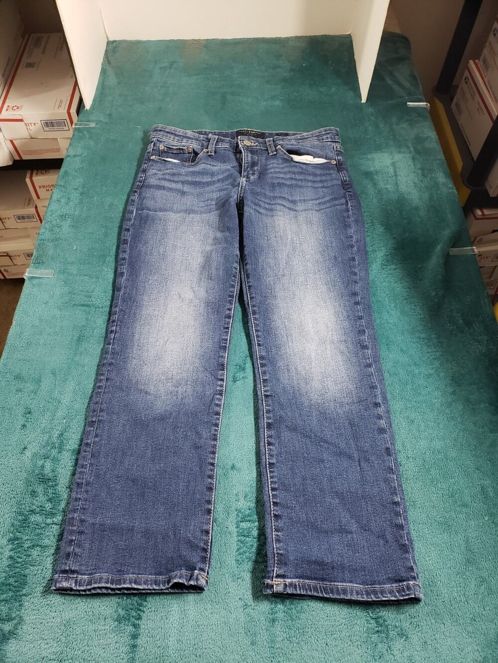 Lucky Brand Jeans Size 8 Womens Blue Denim Pants Ladies Mid Rise Sweet Crop
